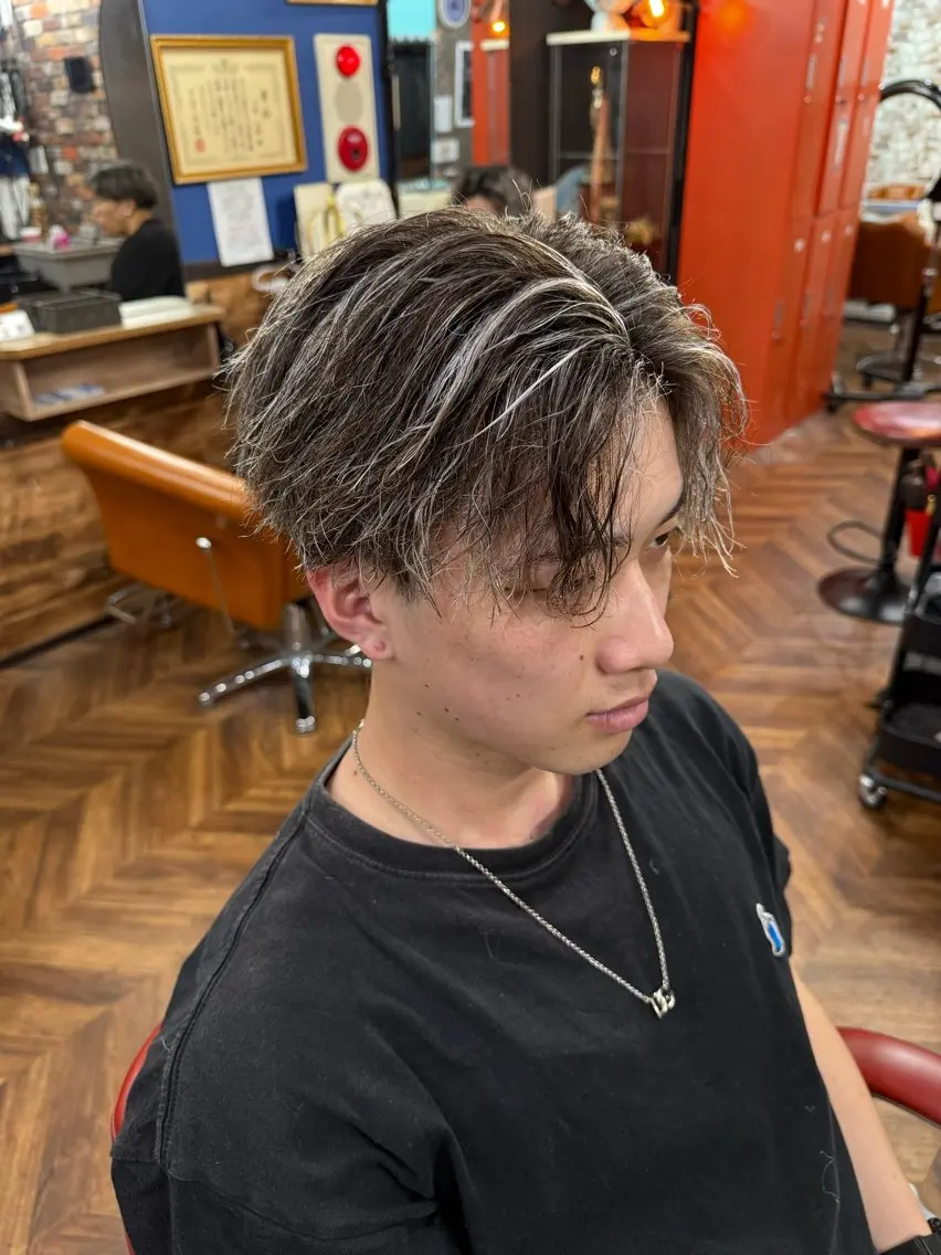 ショート パーマ メンズ カット ヘアカラー パーマ メンズ特化型美容師 髙橋玲生/フェードのヘアスタイル