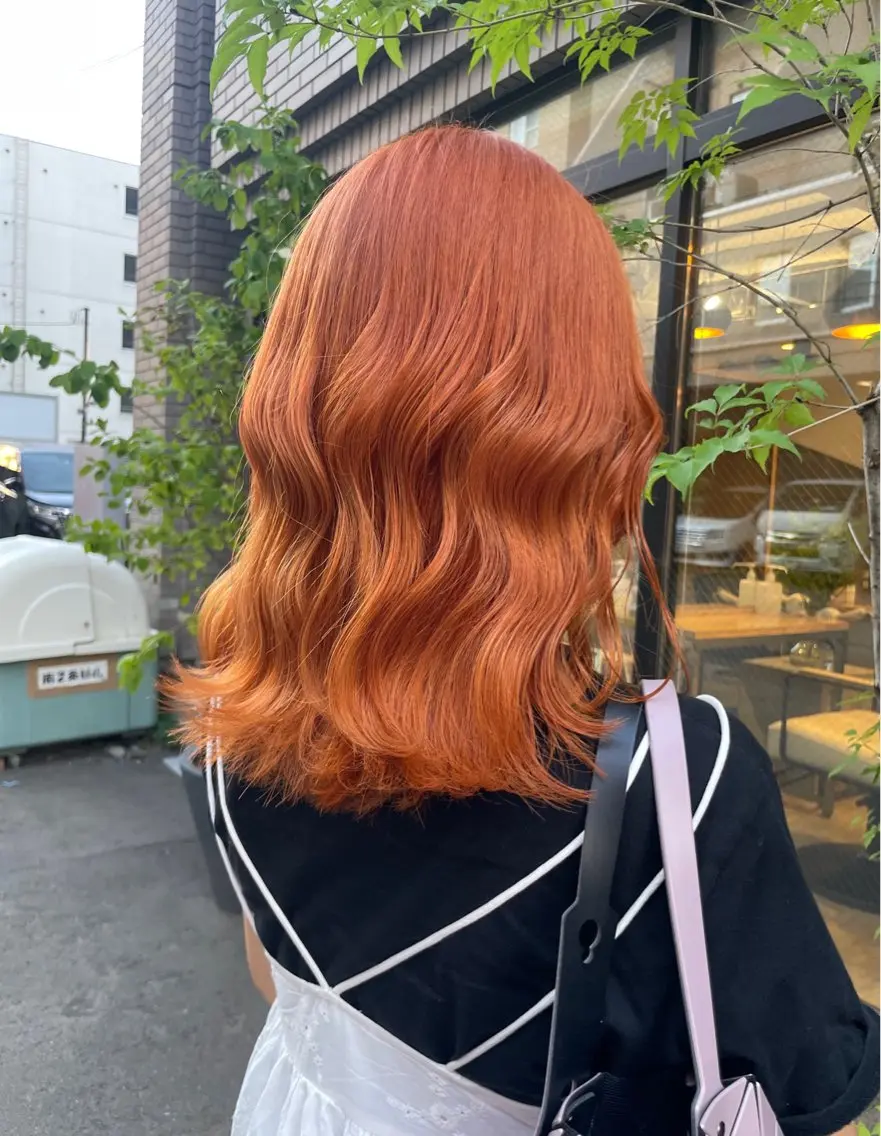 ミディアム カラー カット ヘアカラー 艶ハイトーン/透明感 カラー/RUNAのヘアスタイル
