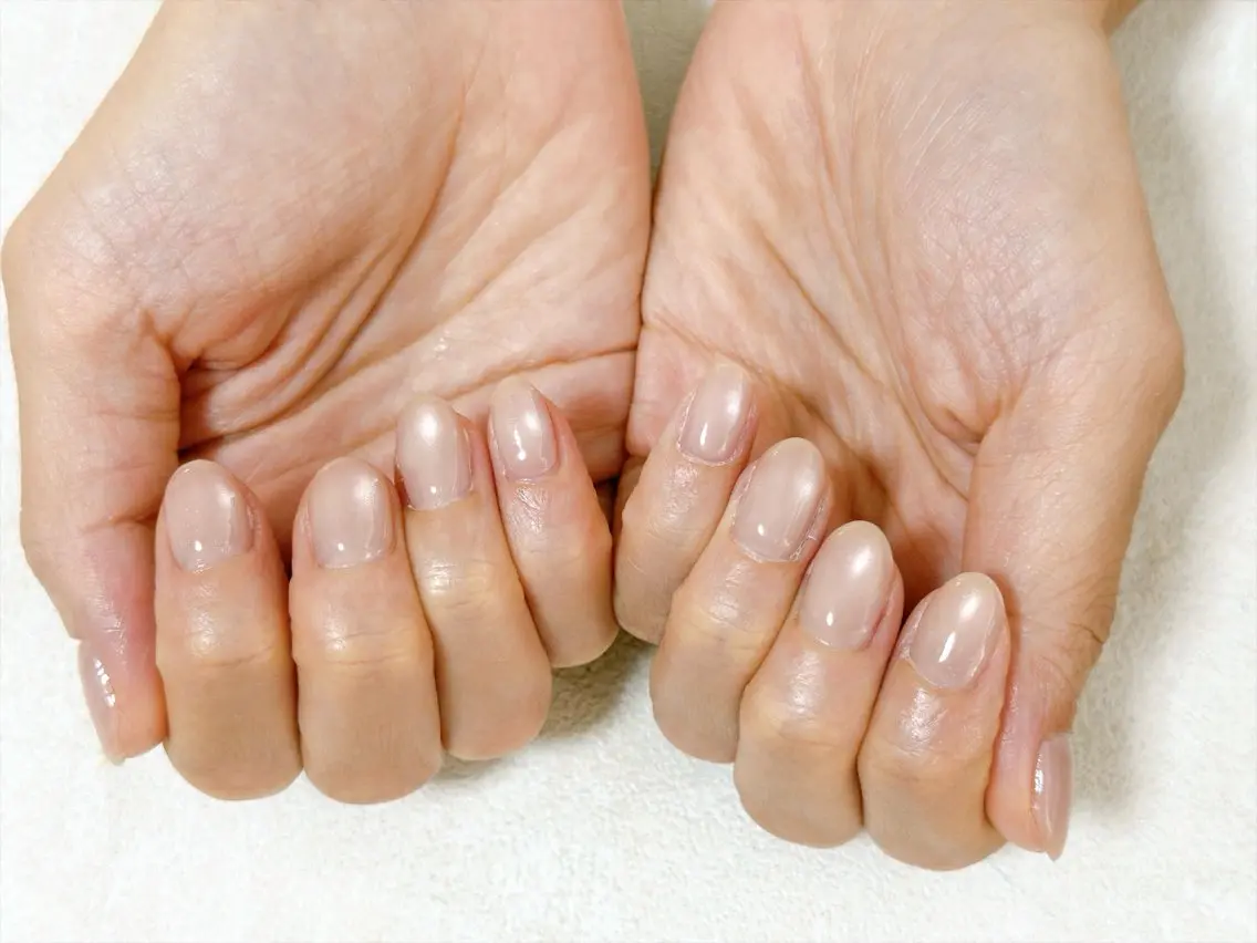 ネイル オーロラネイル フットネイル フレンチネイル ジェルネイル マグネットネイル ハンドネイル mogunail &blowのネイルデザイン