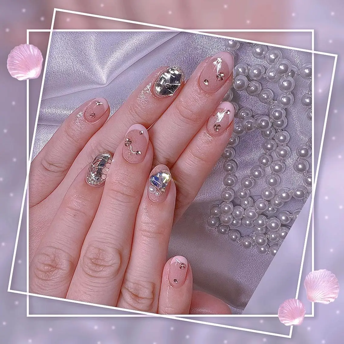 ネイル フレンチネイル マグネットネイル マグネットフレンチ 持ち込み ネイルチップ ハンドネイル ハンドケア Chill Nailsalonのネイルデザイン