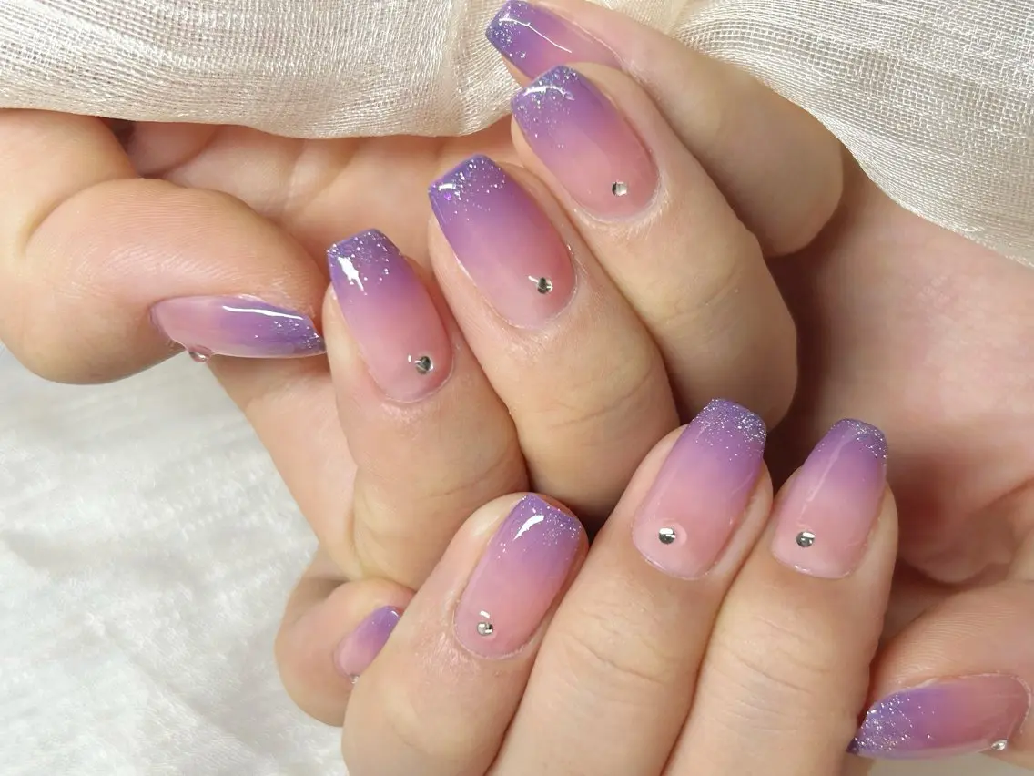 ネイル アートネイル チークネイル 成人式 入学式 長さ出し ハンドネイル Lino Nailのネイルデザイン