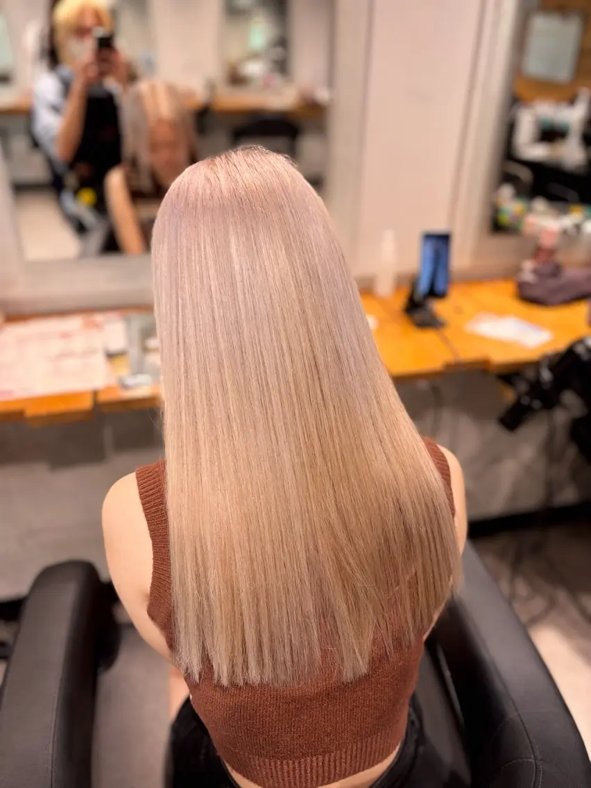 ロング カラー ヘアカラー ✨川越ブリーチ特化✨ Yumaのヘアスタイル