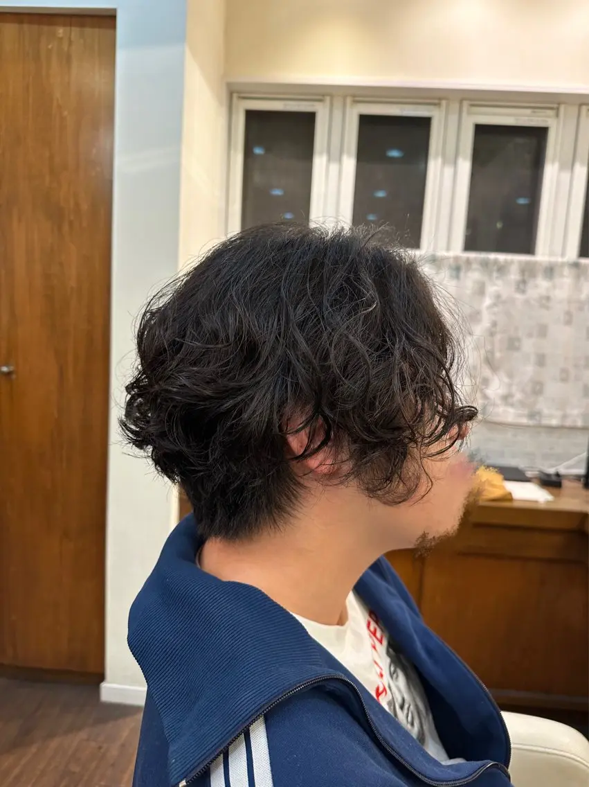 パーマ メンズ 濱野 黎士のヘアスタイル