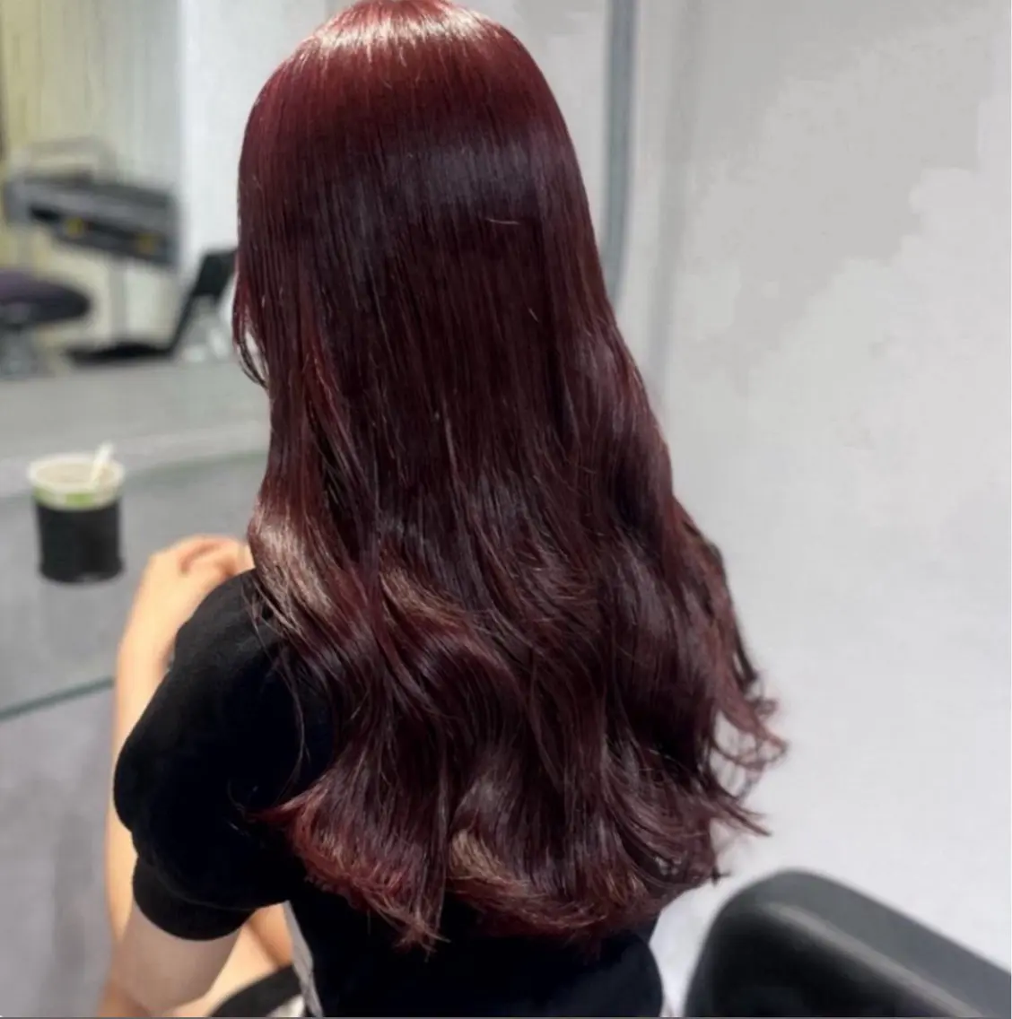 ロング カラー 🫧うる艶トレンド 🫧透明感カラーのヘアスタイル