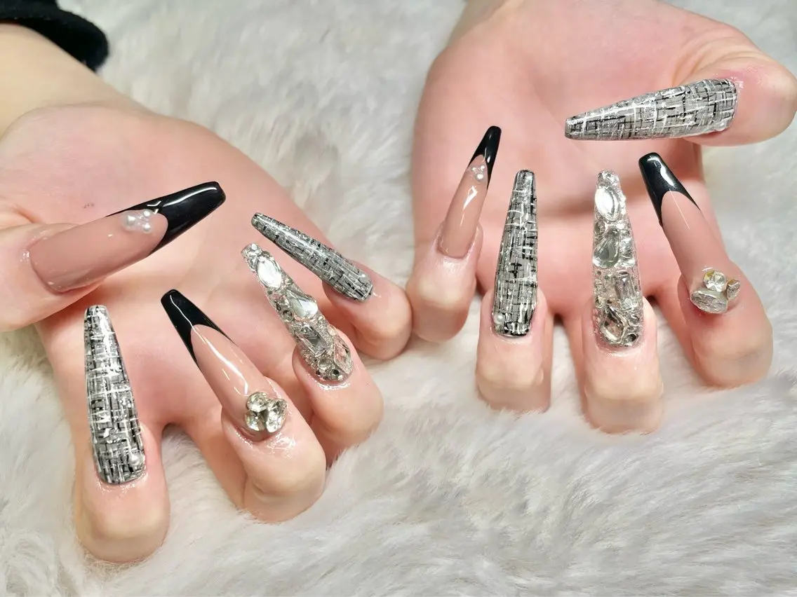 ネイル FILL nail SHIORIのネイルデザイン