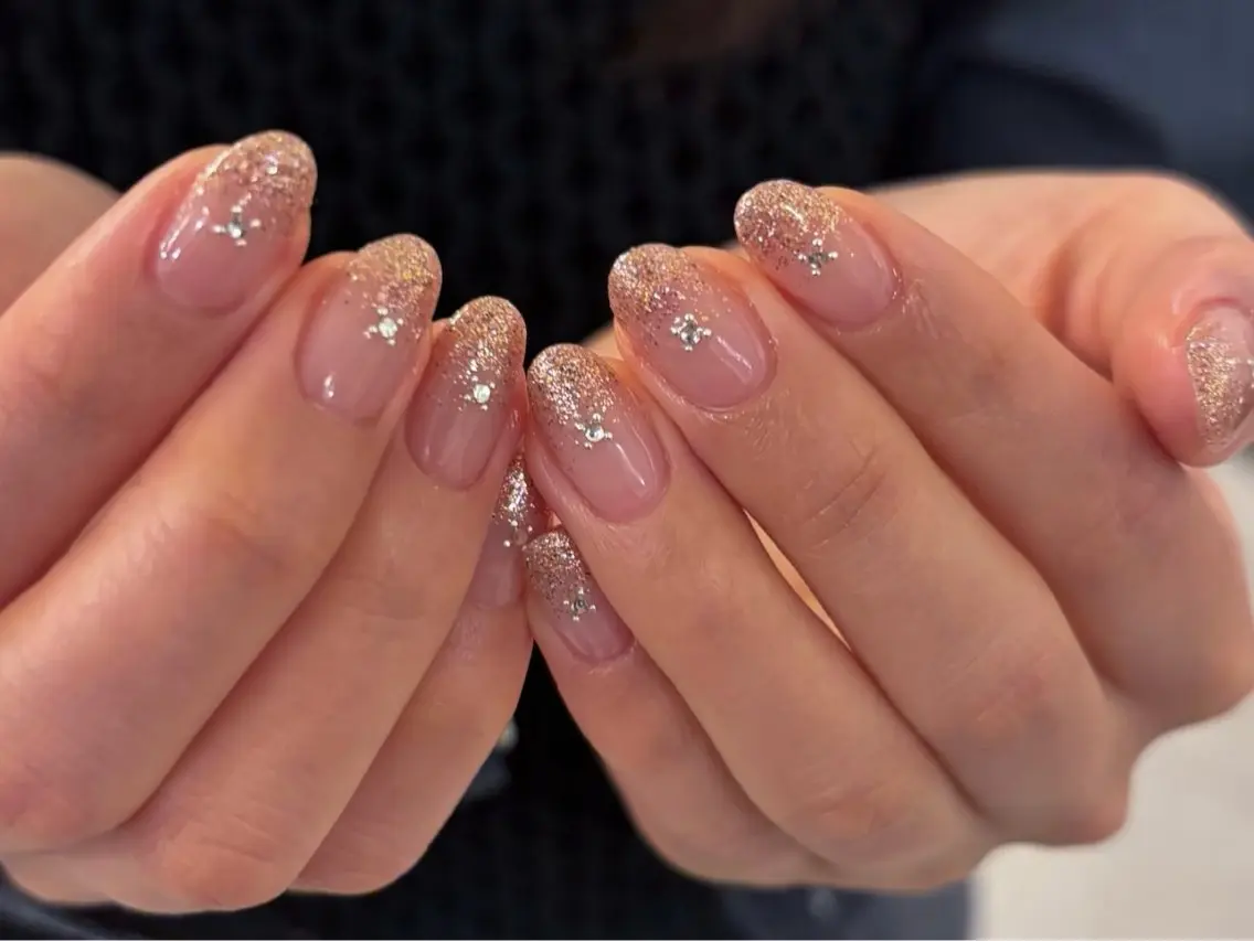 ネイル フットネイル フレンチネイル グラデーション 氷ネイル・うるうるネイル 韓国ネイル ハンドネイル Mixx Nail_ Studioのネイルデザイン