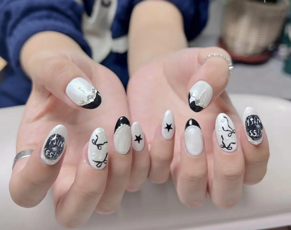 ネイル ハンドネイル 🎀 NaNa_nailのネイルデザイン