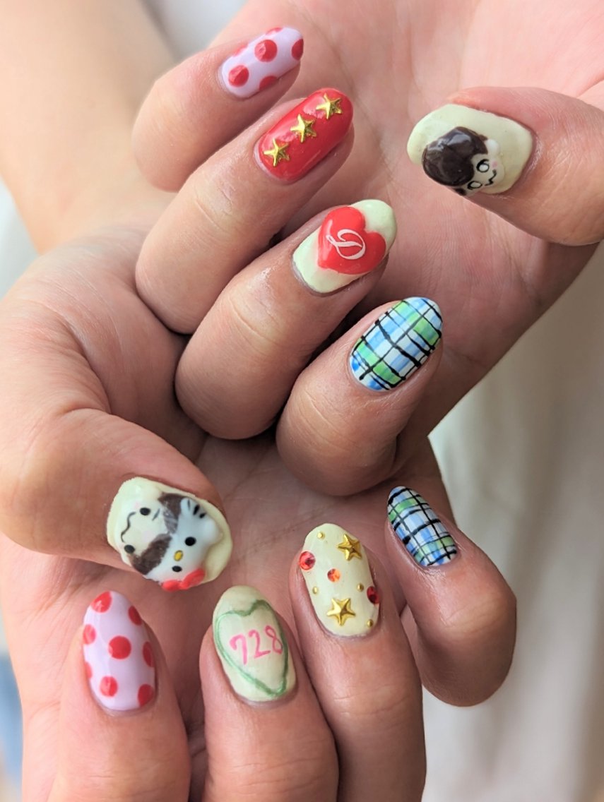ネイル ハンドネイル 推しネイル | 　aycnailのネイルデザイン