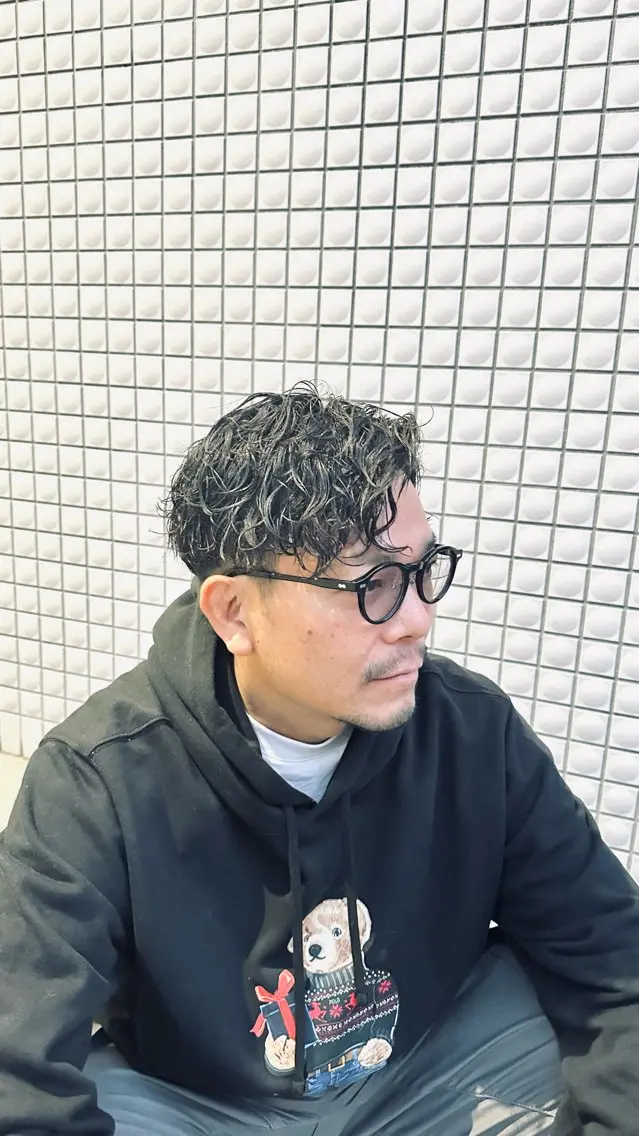 ショート パーマ メンズ カット ヘアカラー 💈メンズパーマ💈 ナカザワ リョウのヘアスタイル