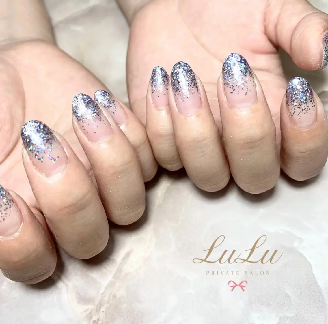 💅ラメグラデーションの写真