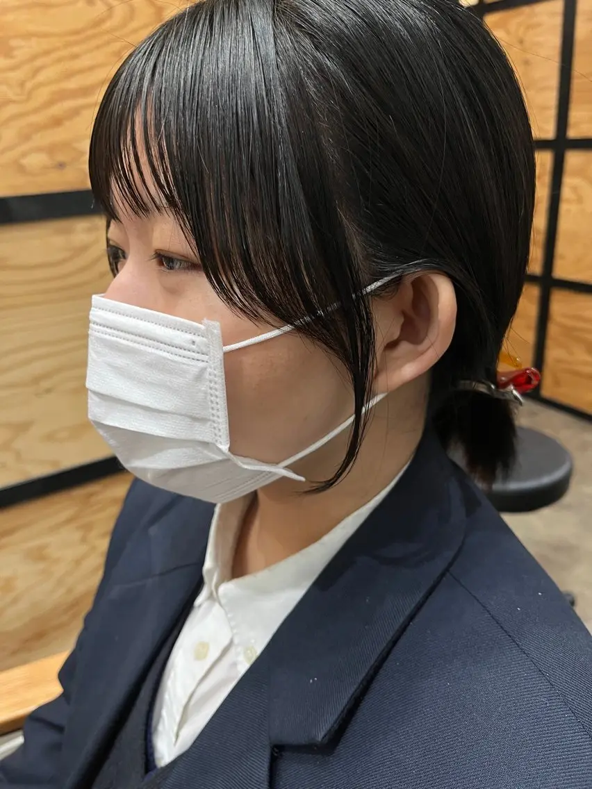 セミロング 久木原 ゆりのヘアスタイル