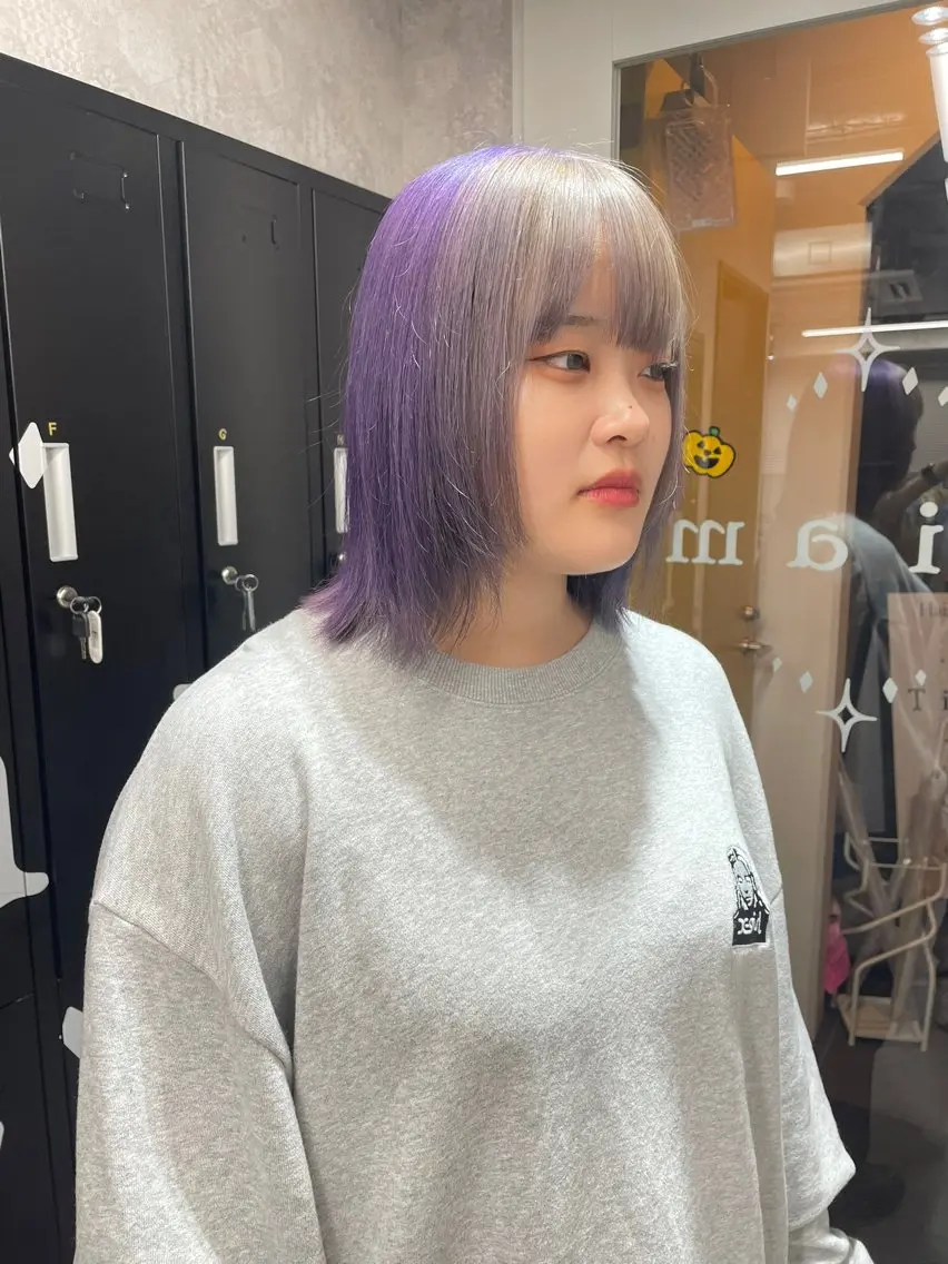 ミディアム カラー アッシュ アッシュグレー ベージュカラー ブリーチ ブロンド カット ヘアカラー トリートメント 【きらめき屋さん🎀 ハイトーン大和🎀】のヘアスタイル