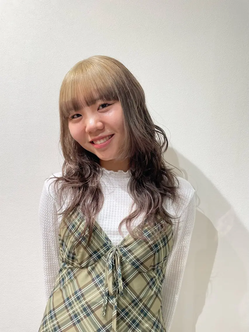 ロング カラー コトミ【メンズ】 【曲がる縮毛矯正】のヘアスタイル