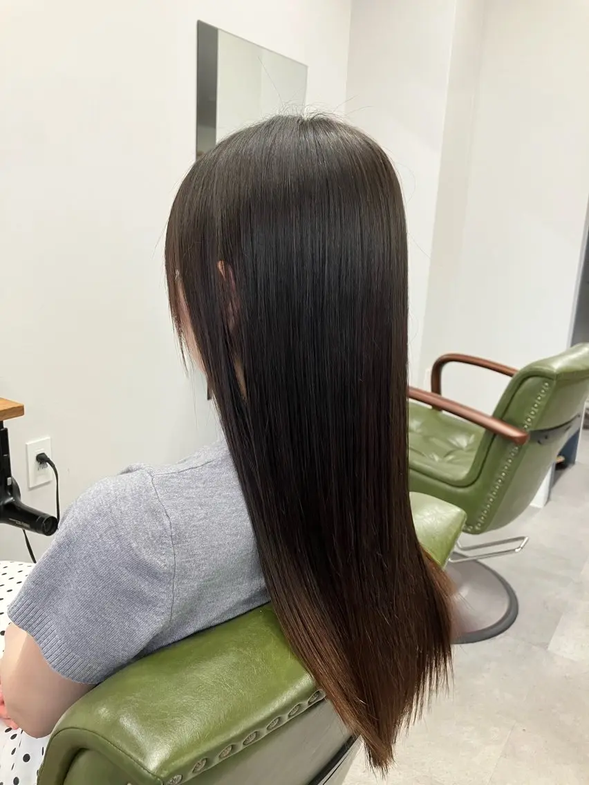 ロング カット 縮毛矯正 藤倉 翔平のヘアスタイル