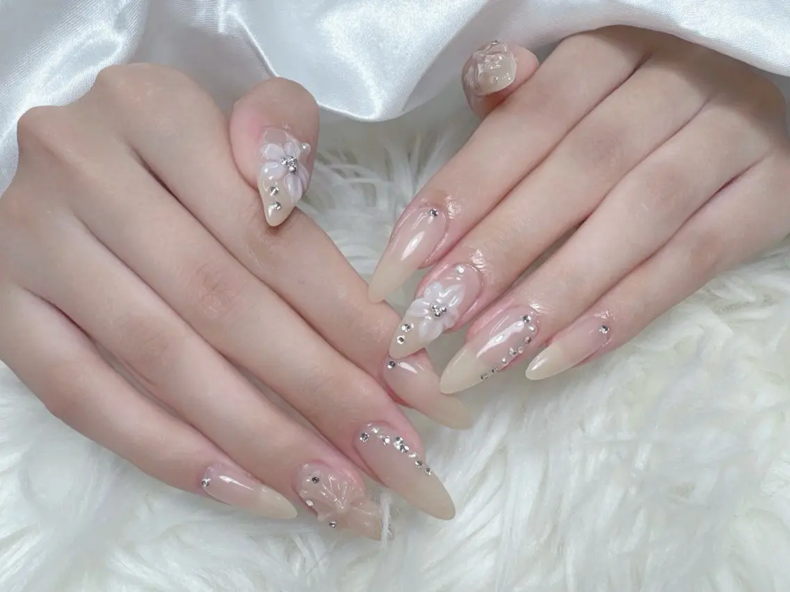 ネイル フットネイル フレンチネイル グラデーション 韓国ネイル マグネットネイル ハンドネイル Hara Nail 【持ち込みOK】のネイルデザイン