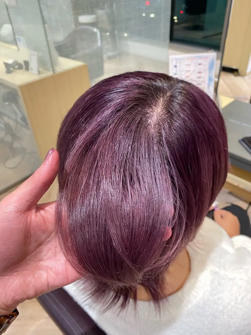 ショート カラー ブリーチ ヘアカラー Yamada Ami🪐のヘアスタイル