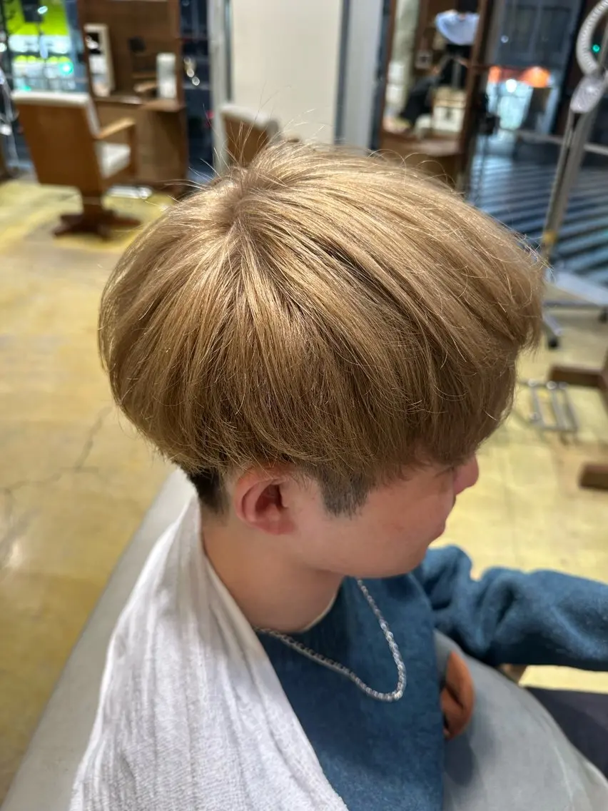 メンズ メンズブリーチ 酒徳 唯斗のヘアスタイル
