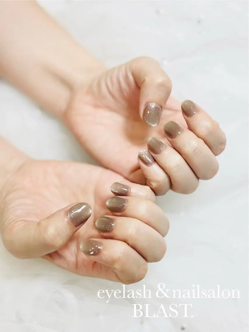 オフ込みハンドジェル💅ワンカラー✨ラメ、マグネットok ※補強、長さだしはお受けいたしかねます。の写真