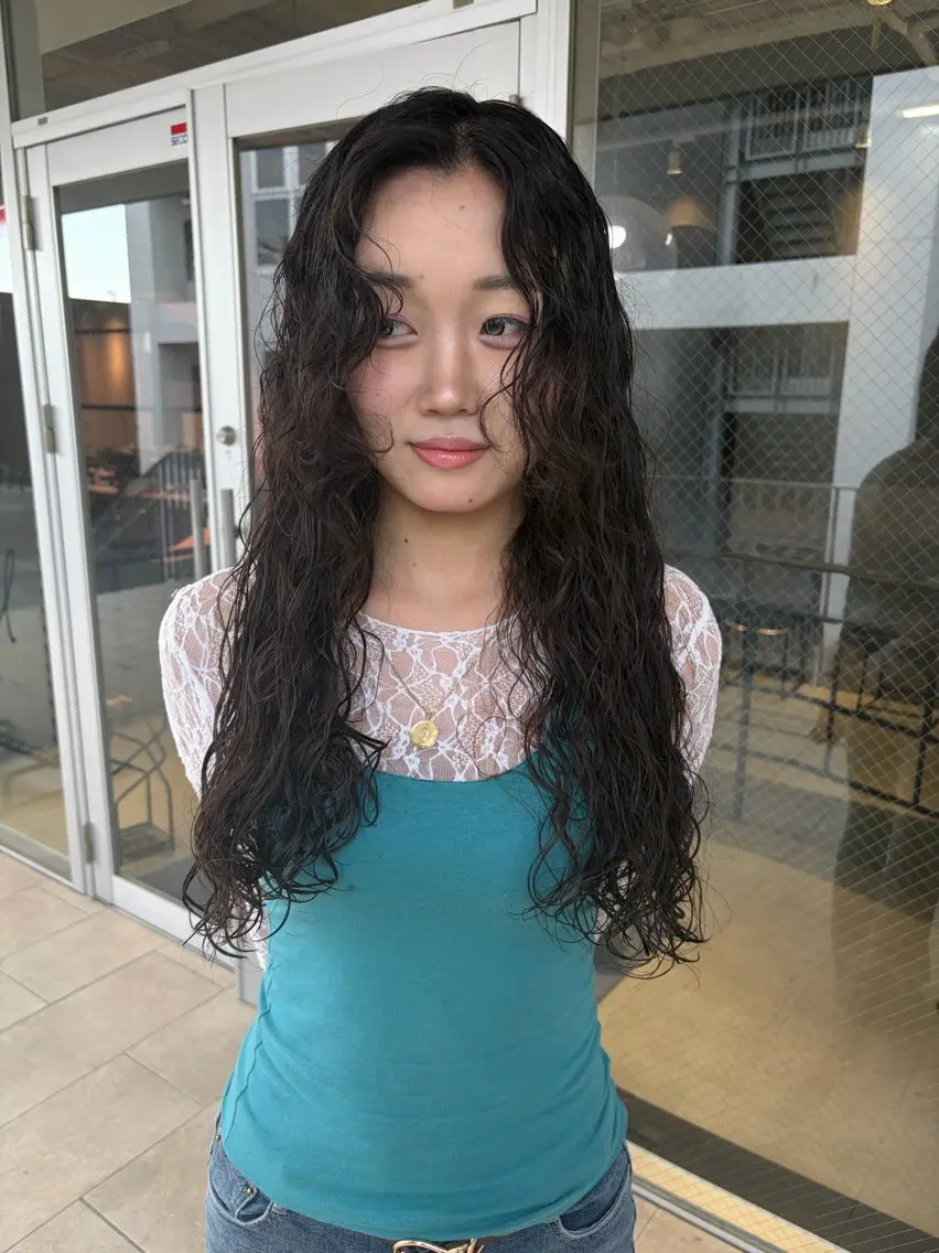 ロング パーマ カット パーマ 田中 遥陽のヘアスタイル