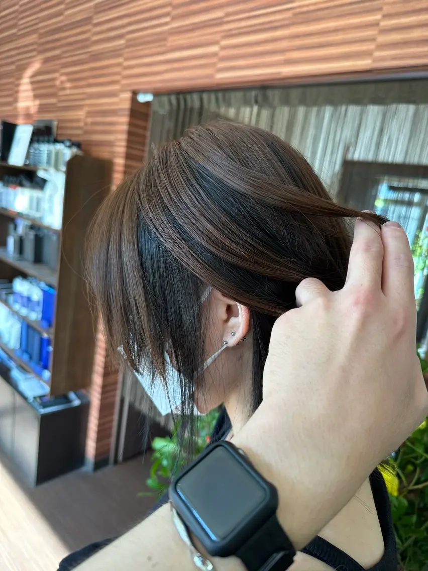 ミディアム カラー ブリーチ ブリーチなしカラー カット ヘアカラー 💜推しインナー カラー/菊池柊真💜のヘアスタイル