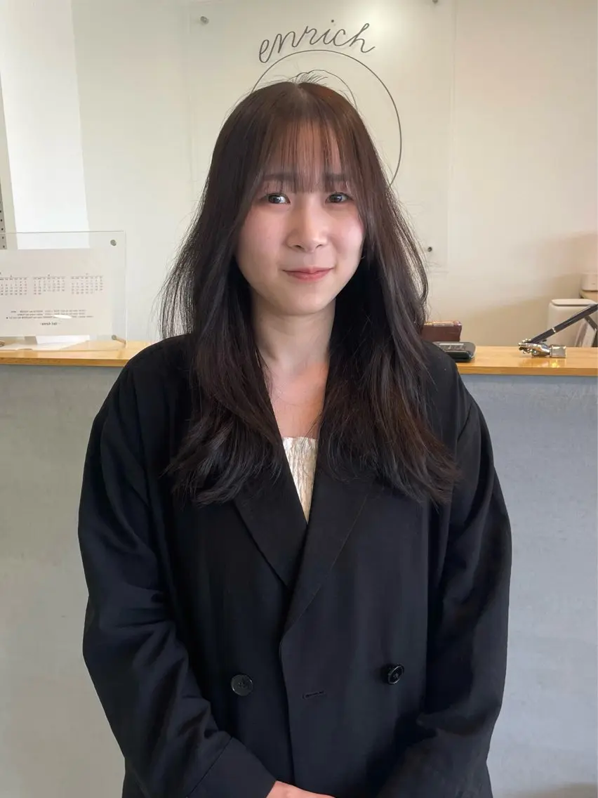 ロング レイヤーカット 前川 瑞希のヘアスタイル