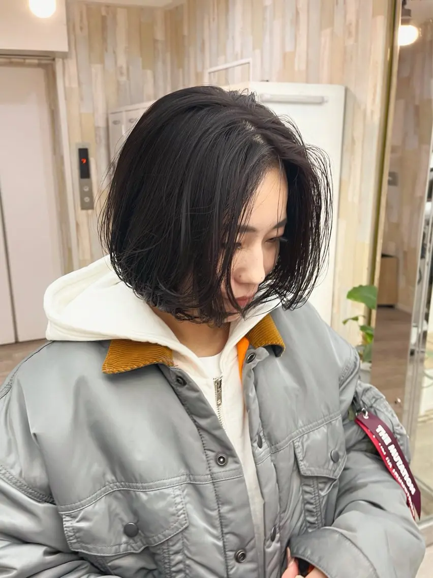 ミディアム カラー パーマ ヘアアレンジ 透明感カラー 似合わせカット カット ヘアカラー トリートメント ヘッドスパ ヘアセット 2ヶ月も綺麗に /星野六三四のヘアスタイル