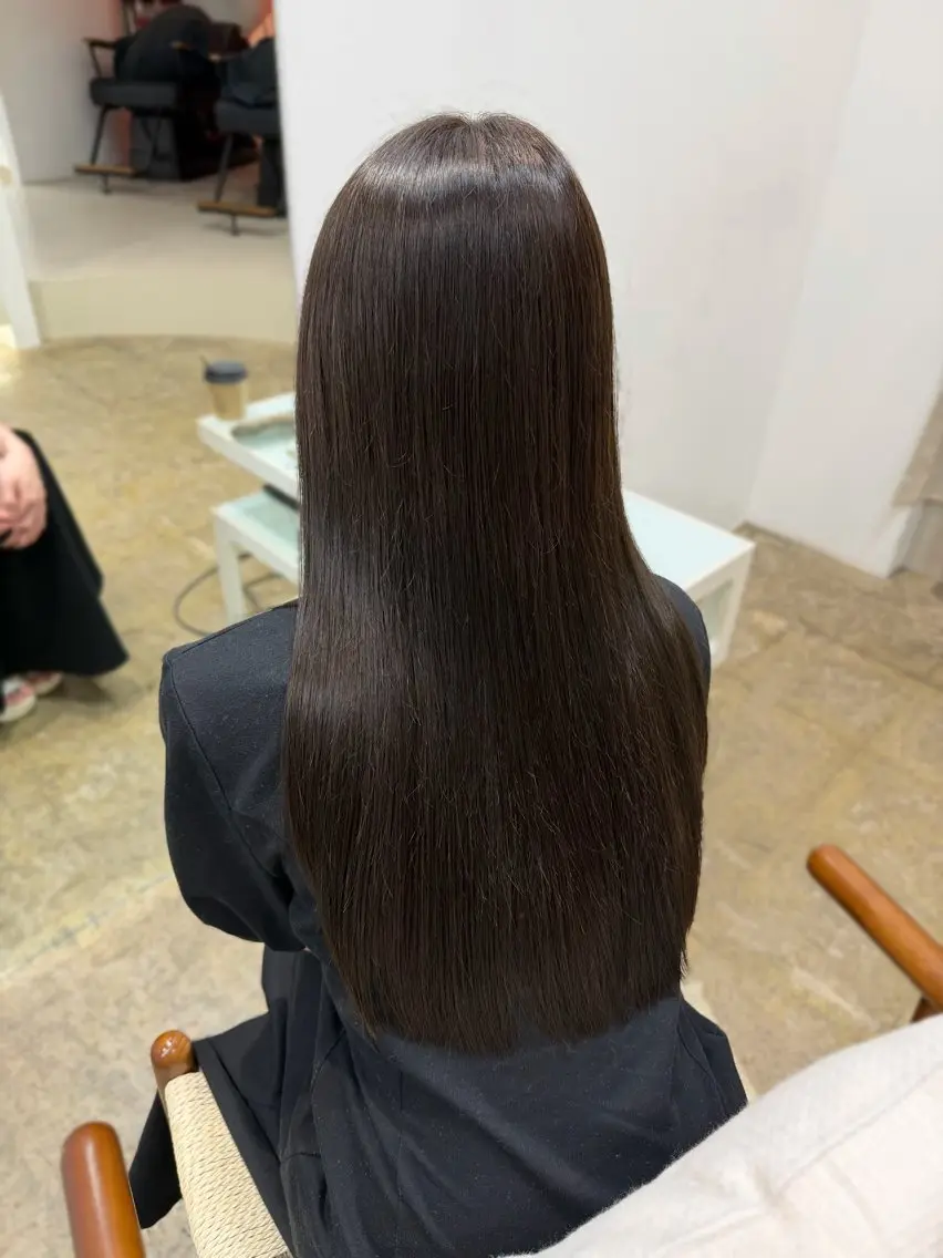ロング カラー ヘアカラー トリートメント 𝘚𝘶𝘻𝘶 𓂃𓈒𓏸のヘアスタイル