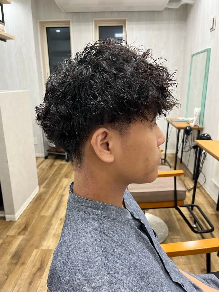 【✨スタイリングを楽にかっこよく✨】メンズカット＋メンズパーマ　¥8900→6900の写真