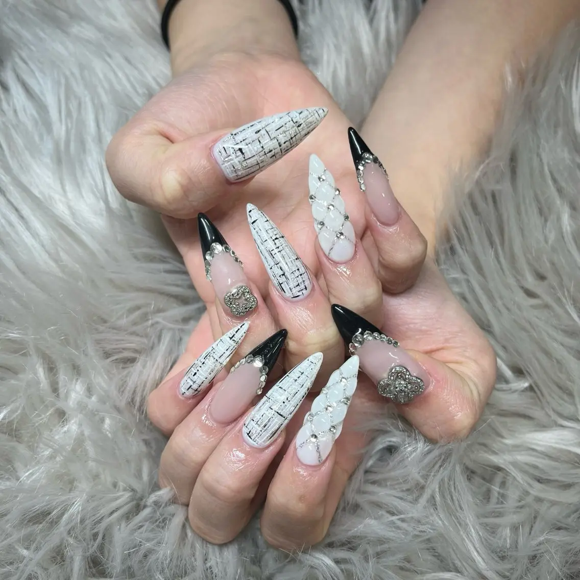 ネイル ハンドネイル IROHA nail Ami🐊🎀のネイルデザイン