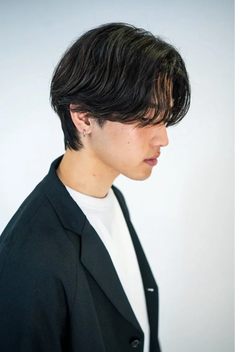ミディアム パーマ メンズ グランジヘア 無造作ヘアHYUGAのヘアスタイル