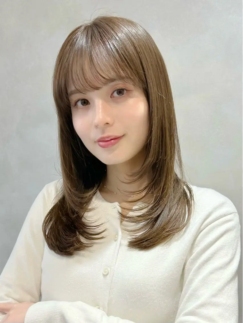 ミディアム カラー ミディアムレイヤー レイヤーカット カット ヘアカラー トリートメント 池袋/小顔レイヤー/ 顔まわり/taigaのヘアスタイル