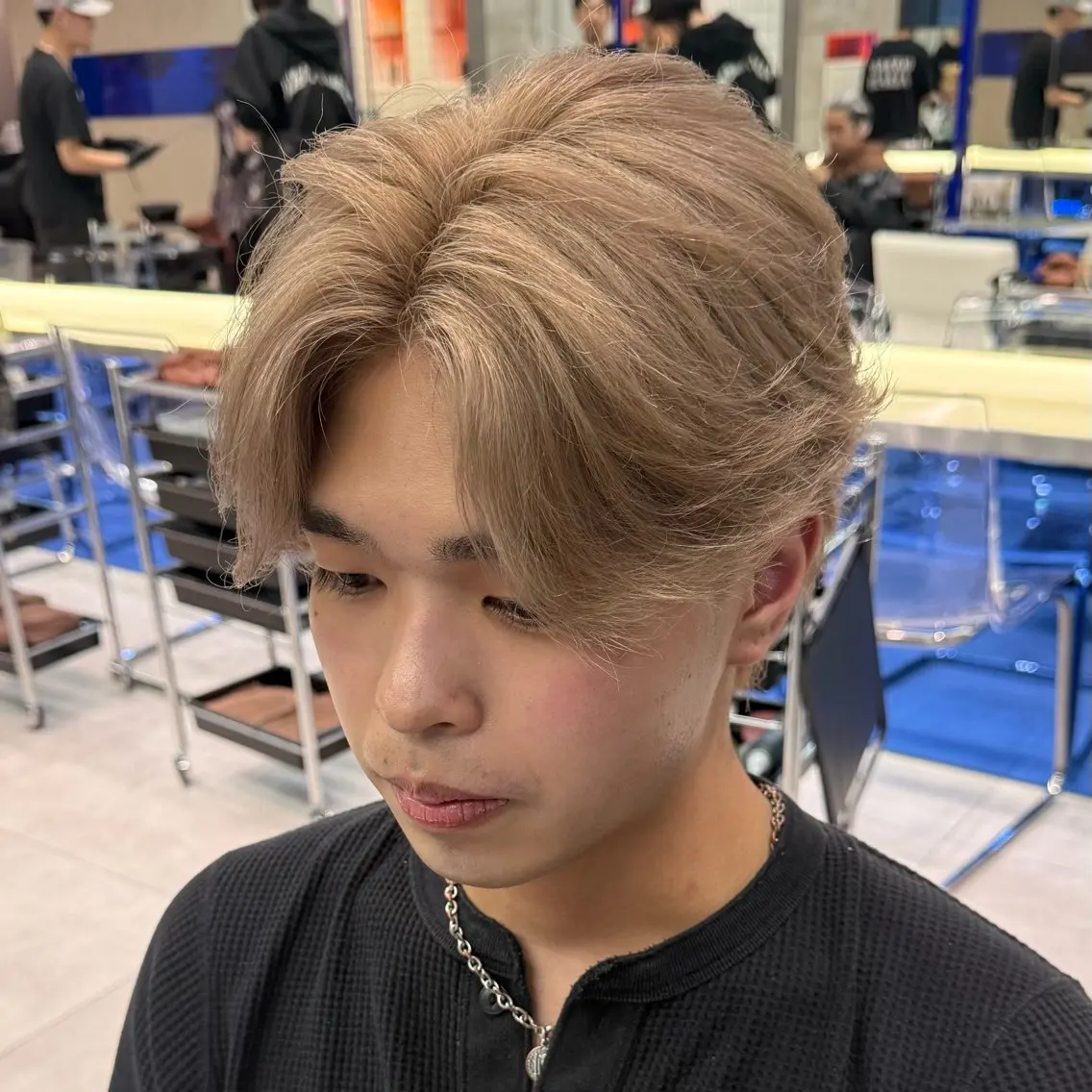 カラー メンズ ヘアカラー ミルクティーベージュ /sara💛のヘアスタイル