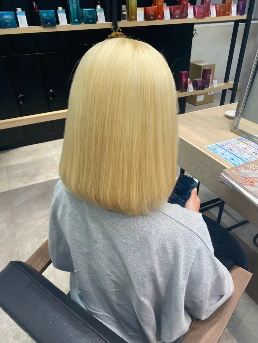 カラー カラー＆縮毛 kotojiのヘアスタイル
