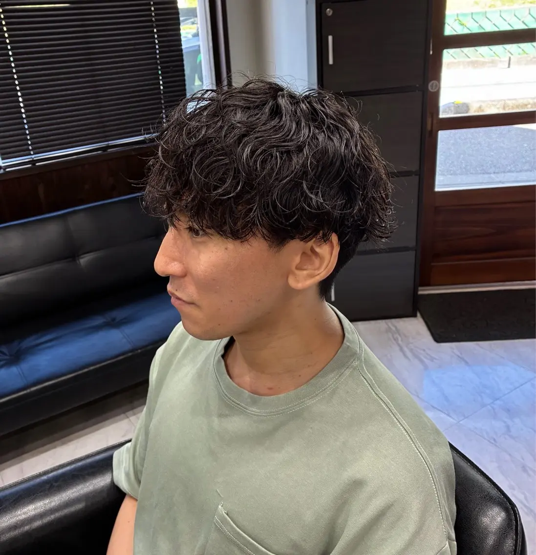 ショート メンズ メンズパーマ 波巻きパーマ カット パーマ 吉岡 佑真のヘアスタイル