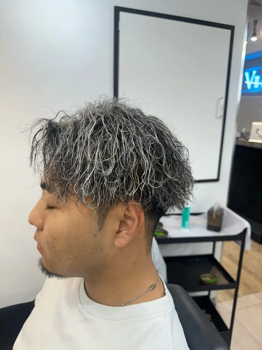カラー パーマ メンズ 💥律喜💥/パーマ /メンズ/フェードのヘアスタイル