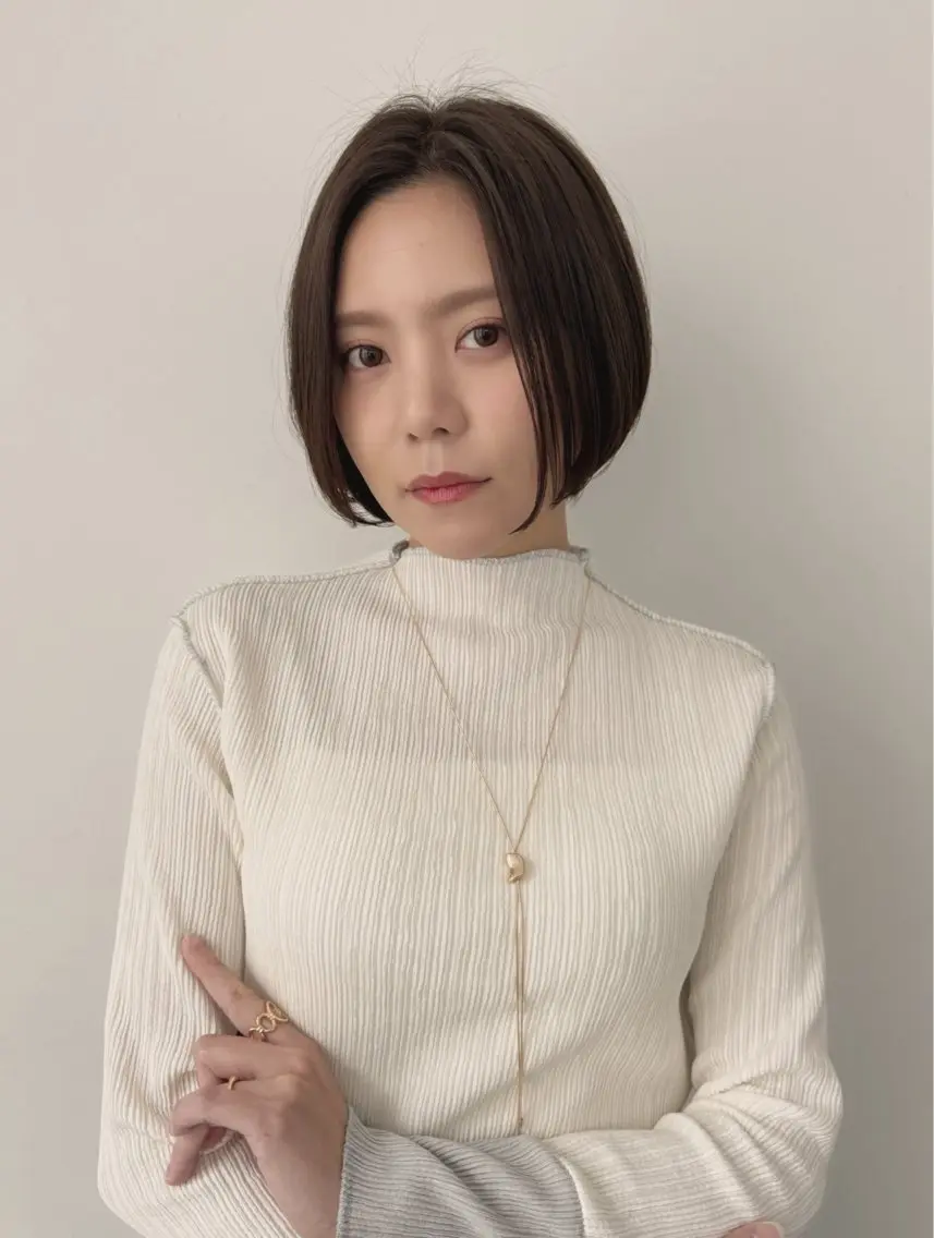 ショート ボブ 顔周りカット 髪質改善 韓国風ヘア レイヤーカット 大人美人ショート 杉浦主馬のヘアスタイル