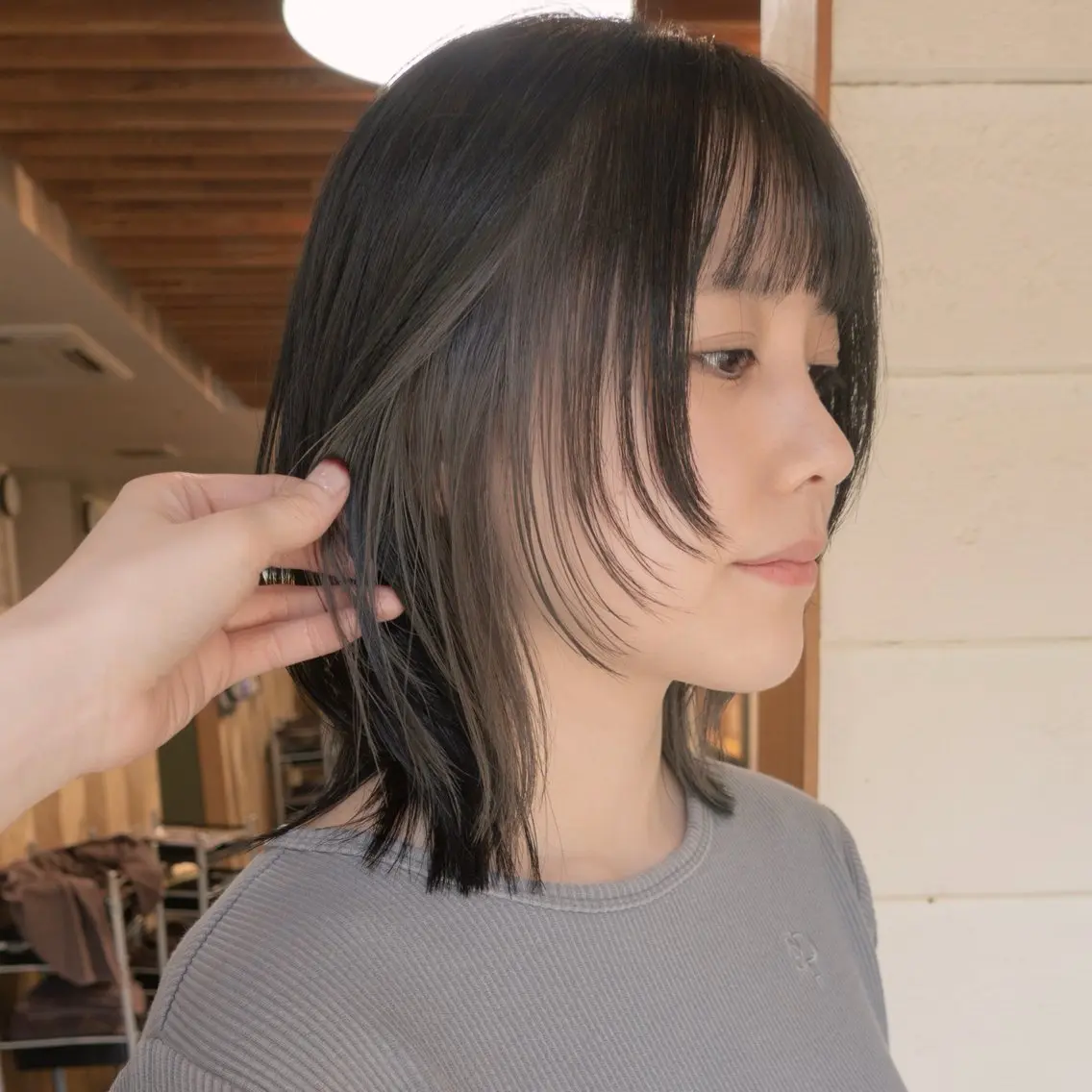 ミディアム カラー カット ヘアカラー 韓国レイヤー 船橋 徒歩5分/小川友美のヘアスタイル