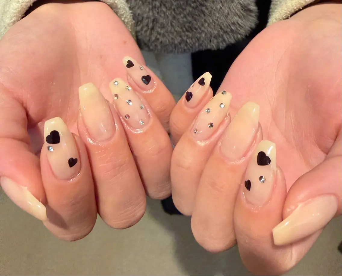 ネイル ハンドネイル 新井 風花のネイルデザイン