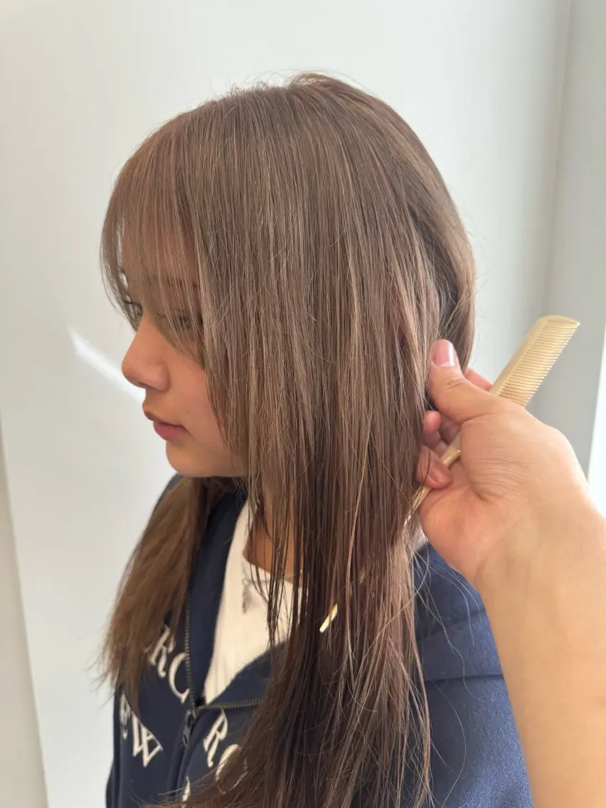 セミロング カラー ベージュカラー ダブルカラー ピンクカラー ピンクベージュ ヘアカラー ROSTAR セイゴのヘアスタイル