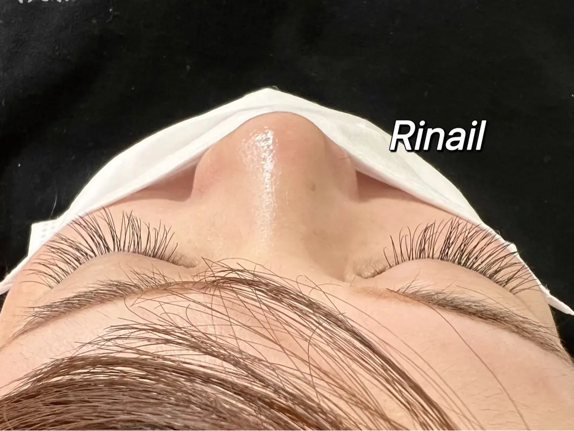 マツエク・マツパ バインドロック ナチュラル パリジェンヌラッシュリフト まつげパーマ 下まつげエクステ YK Rinのネイルデザイン