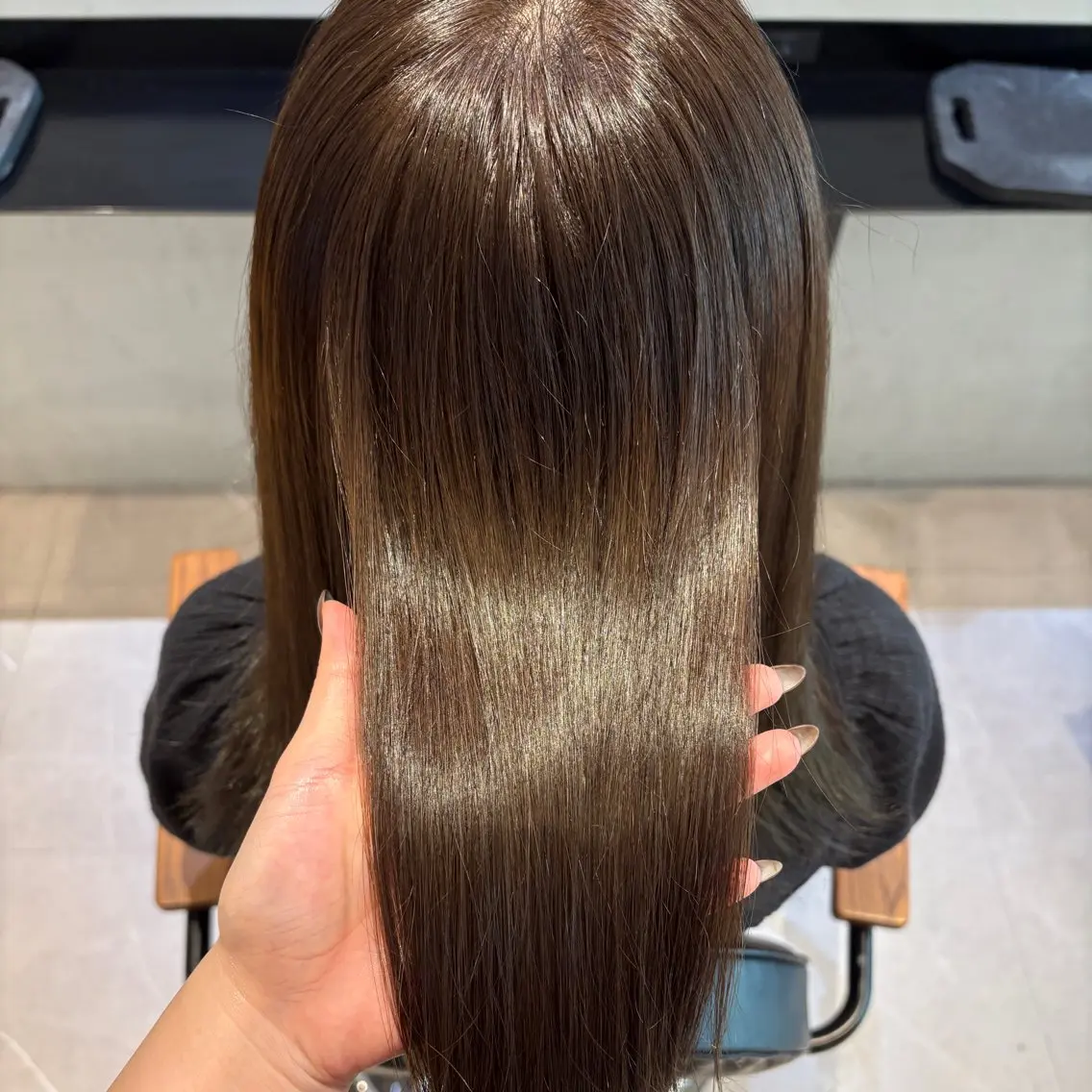 セミロング カラー ベージュカラー オリーブベージュ ヘアカラー 最安値メニュー✨️ sayuri🍓のヘアスタイル
