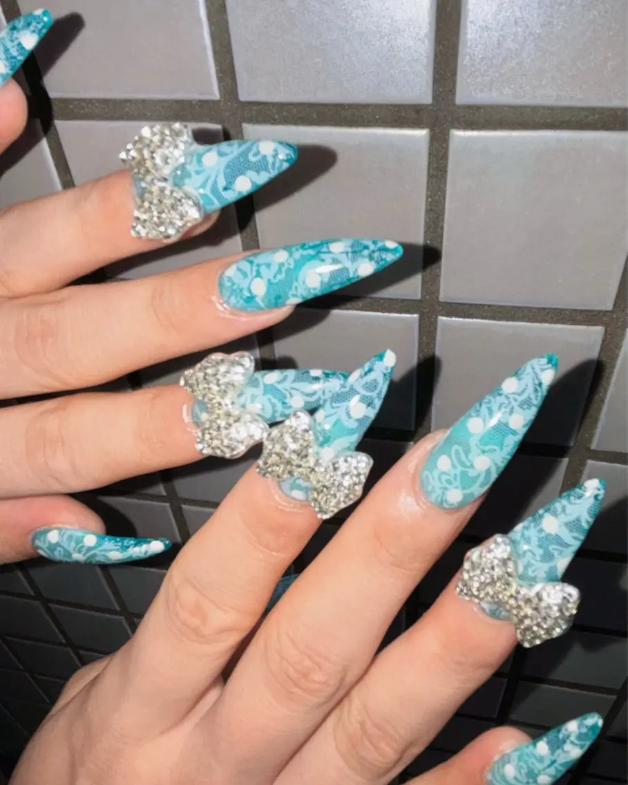 ネイル ハンドネイル 🪐富島彩夏 /海外nail🪐のネイルデザイン