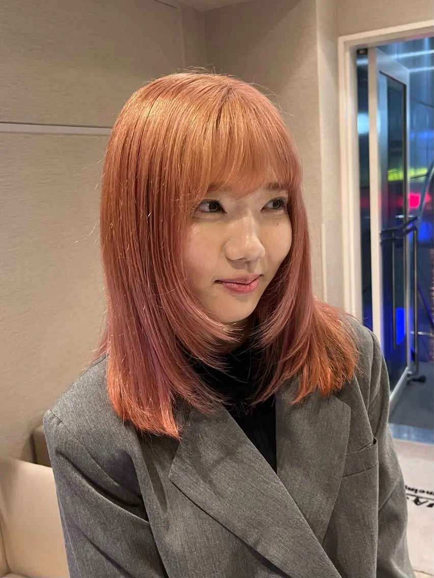 セミロング 顔まわりレイヤー 顔周りカット レイヤーカット dogstar小林諒 パーマ/レイヤーのヘアスタイル