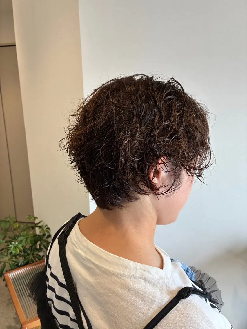 パーマ 西村 花織のヘアスタイル