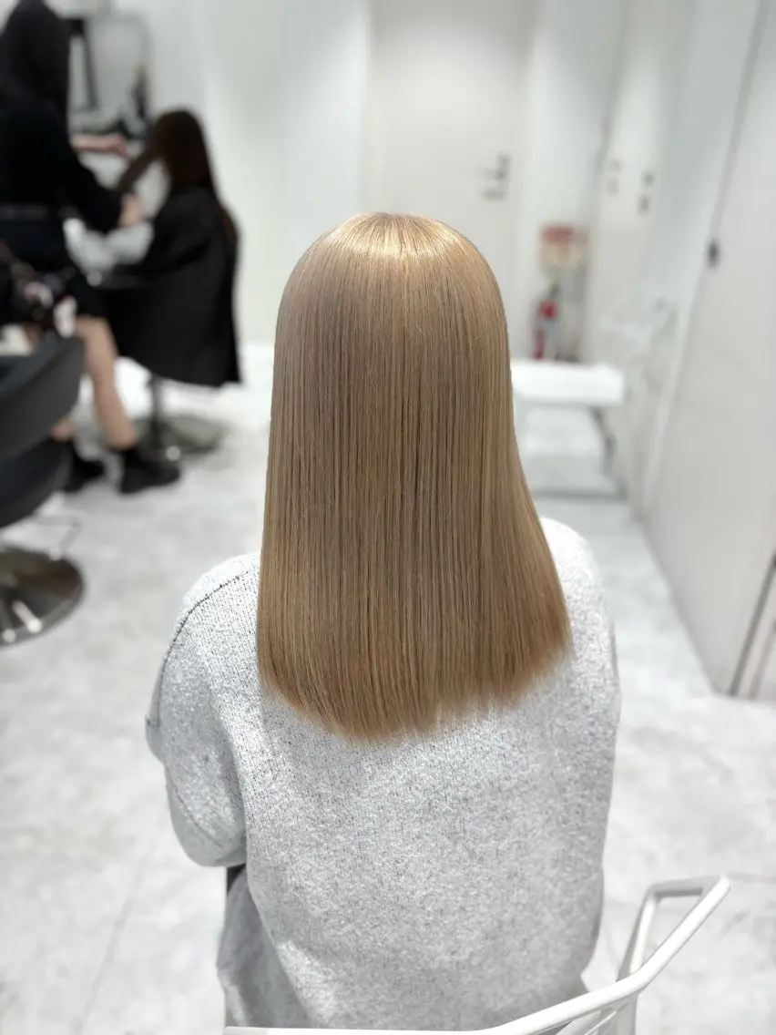 ロング カラー ヘアカラー トリートメント ヘアセット 色落ち綺麗🩰ハイ トーン🎀RINKAのヘアスタイル