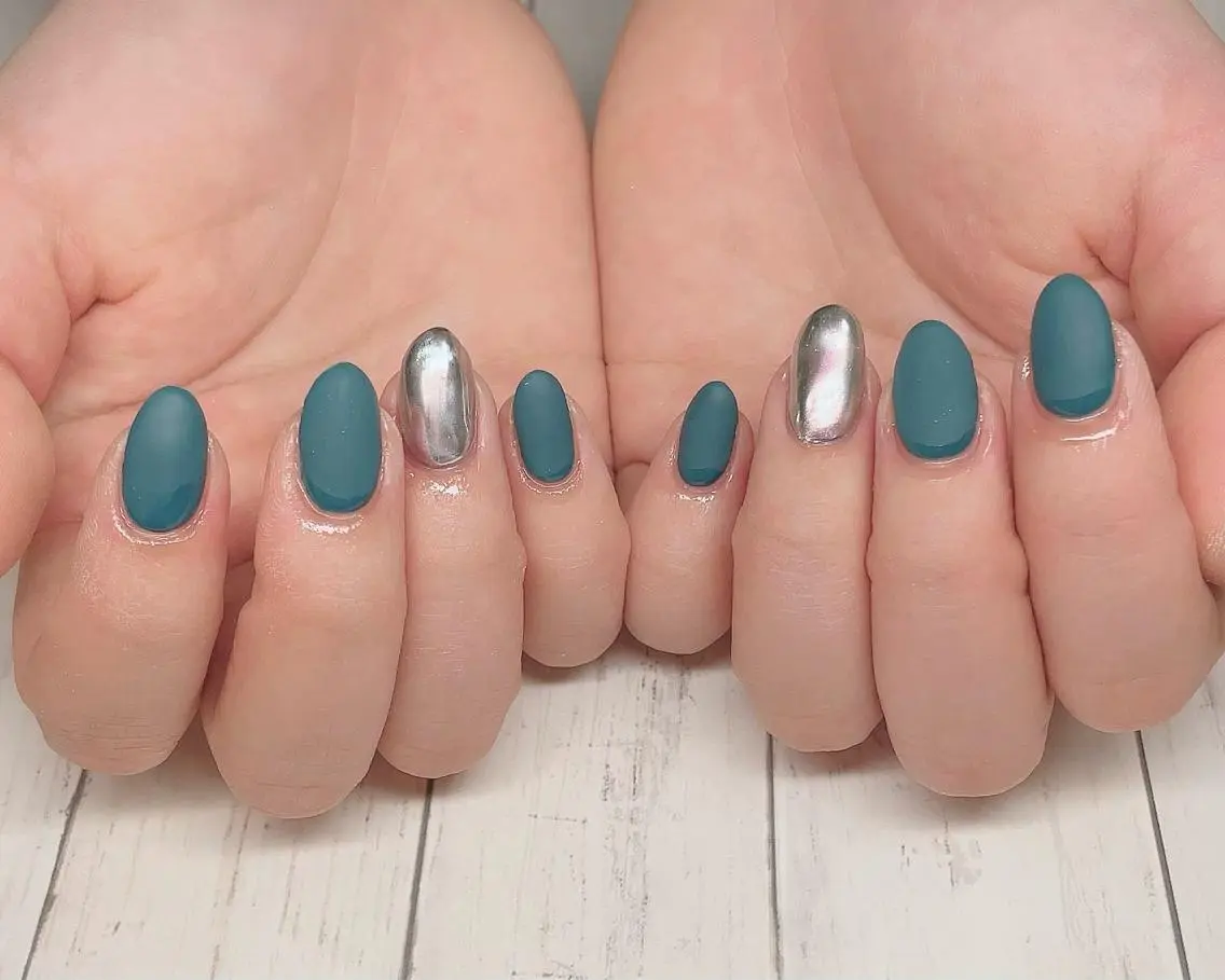 ショート ネイル マットネイル ミラーネイル ワンカラーネイル ハンドネイル Nail_by N1のネイルデザイン