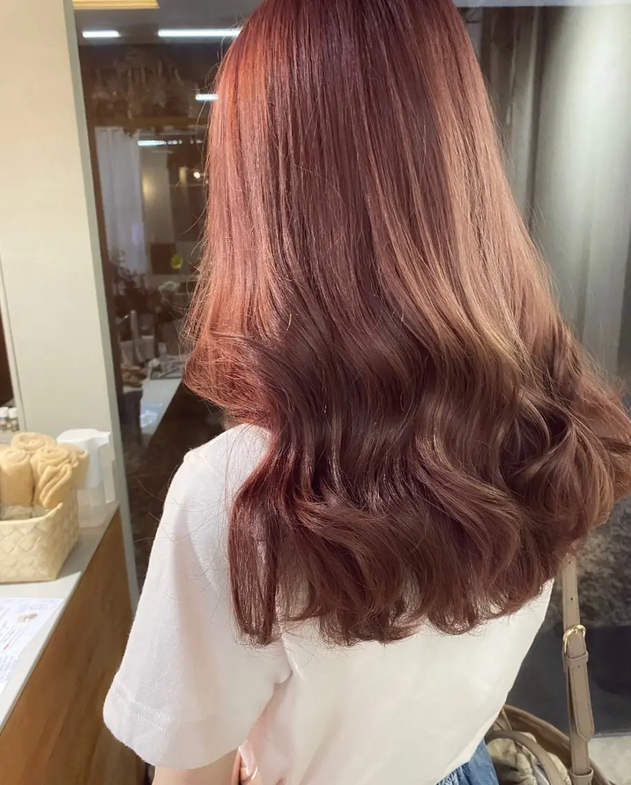 ロング カラー ベージュカラー ブリーチ ピンクカラー ピンクベージュ 韓国風ヘア ヘアカラー トリートメント erika /韓国ヘアのヘアスタイル