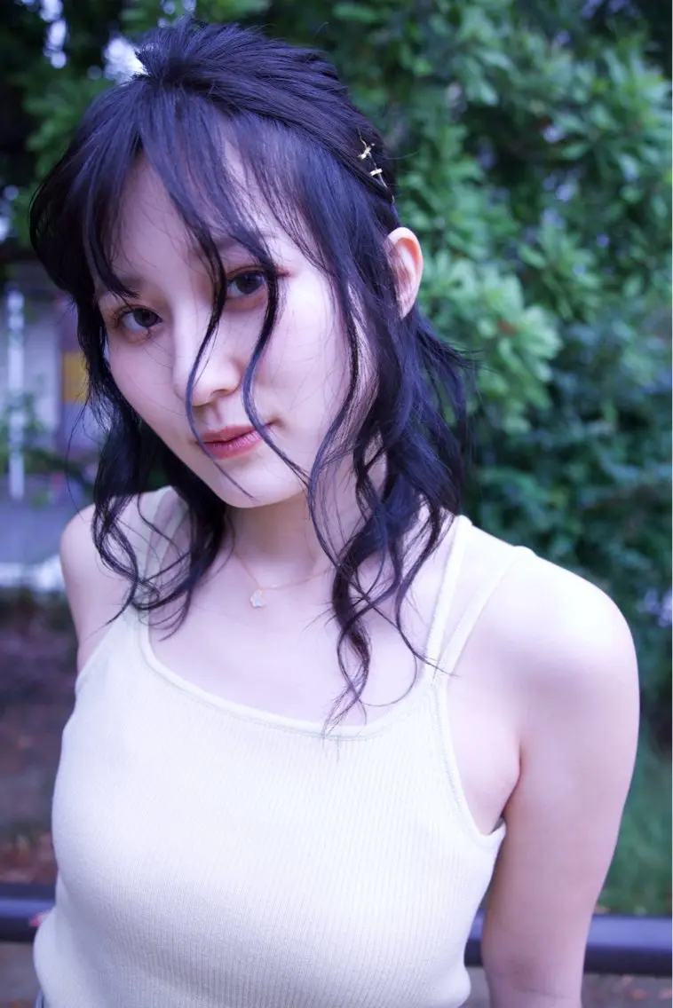 セミロング 先着1名様限定 カット無料のヘアスタイル