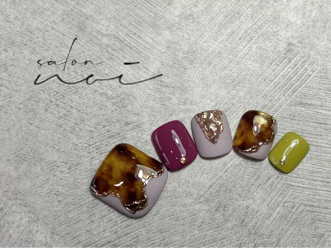 ネイル フットネイル フットネイル salon noiのネイルデザイン