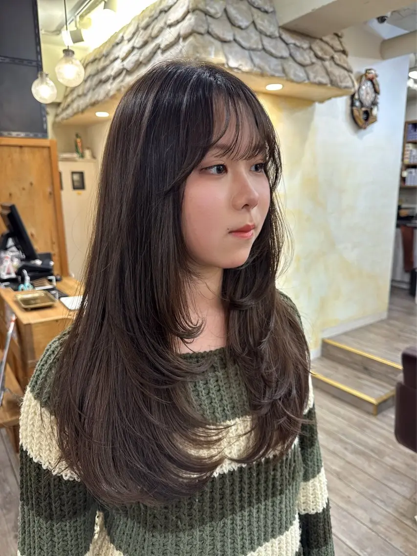 💇‍♀️U24レイヤーカット+ウルトワトリートメント（SNS用で写真、動画撮らせて頂きます。）の写真